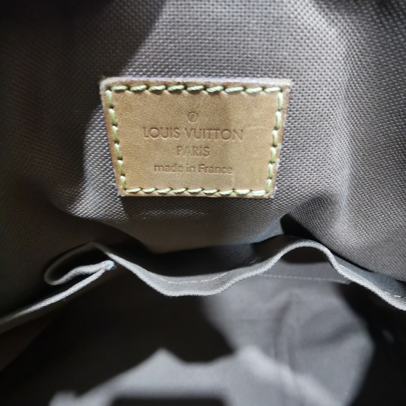 (sold)100% Authentic LV Tivoli Size GM. - Picture 15 of 16
